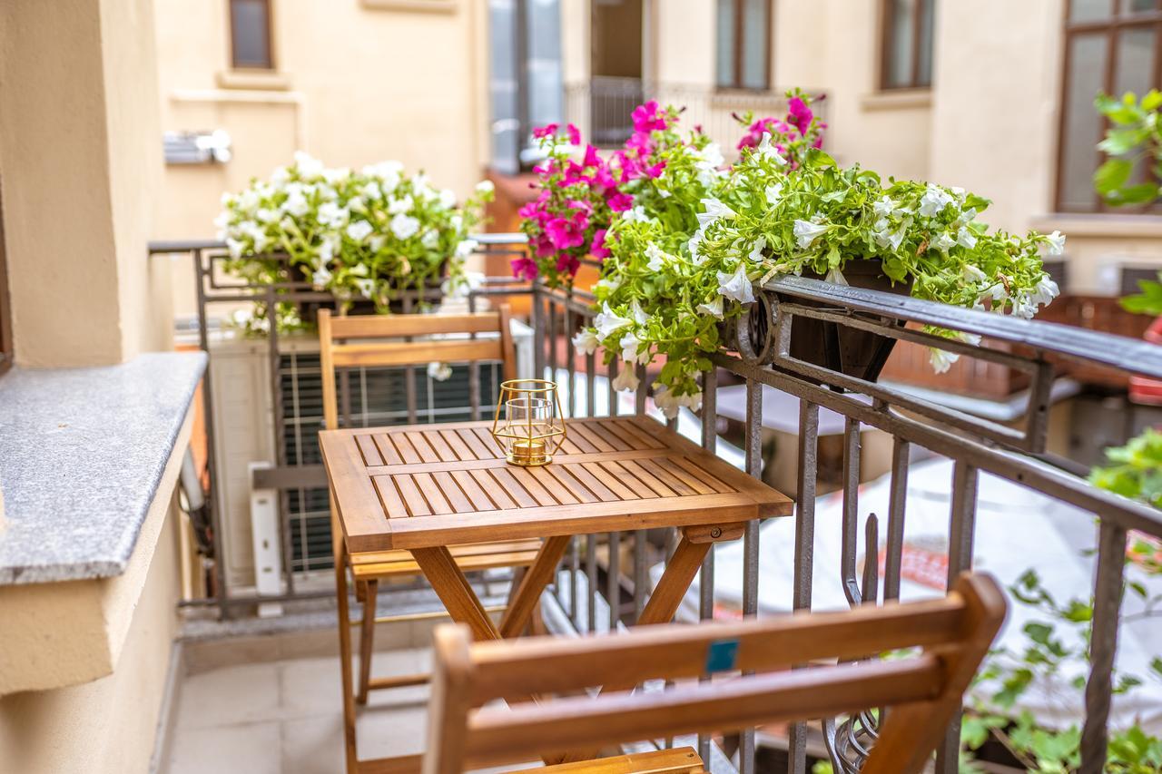 Bucharest Boutique By Jullie Aparthotel Exteriör bild
