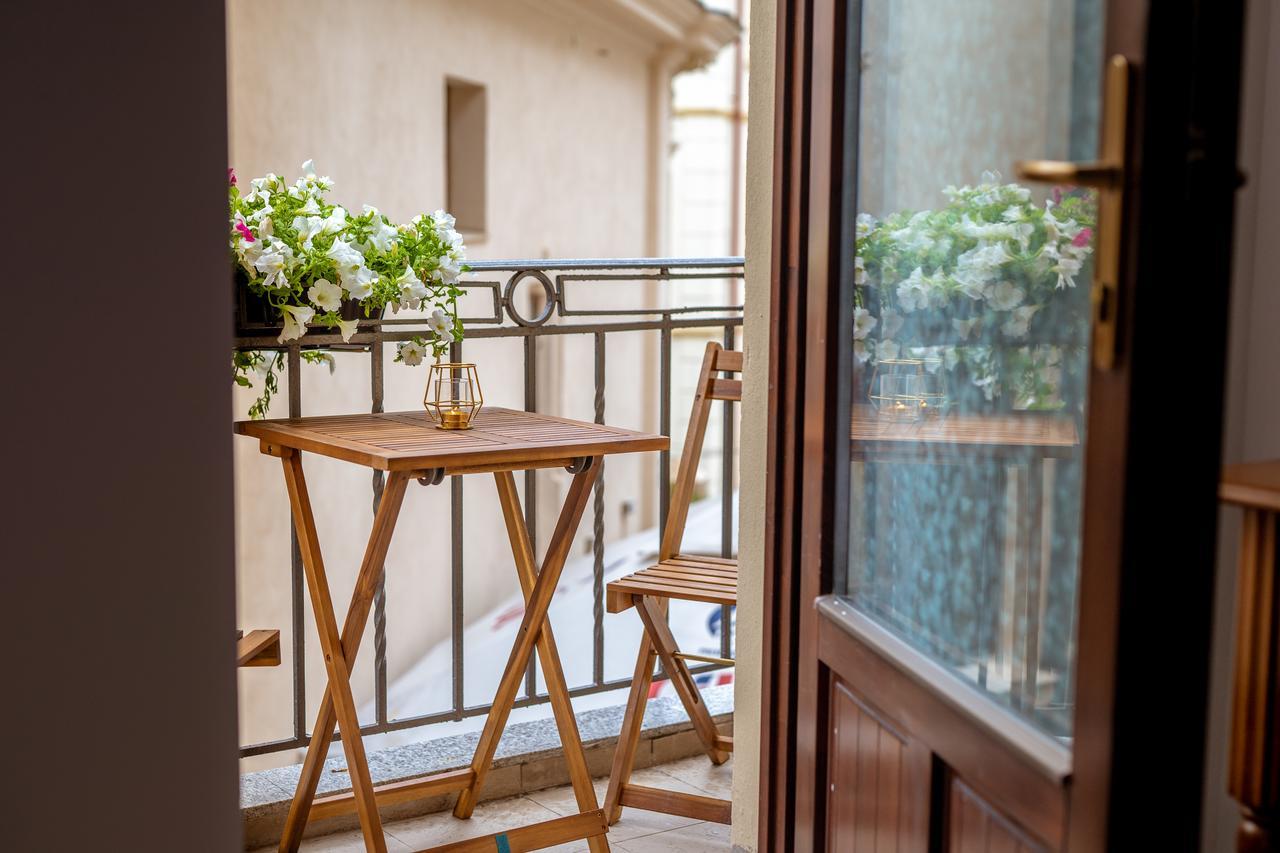 Bucharest Boutique By Jullie Aparthotel Exteriör bild