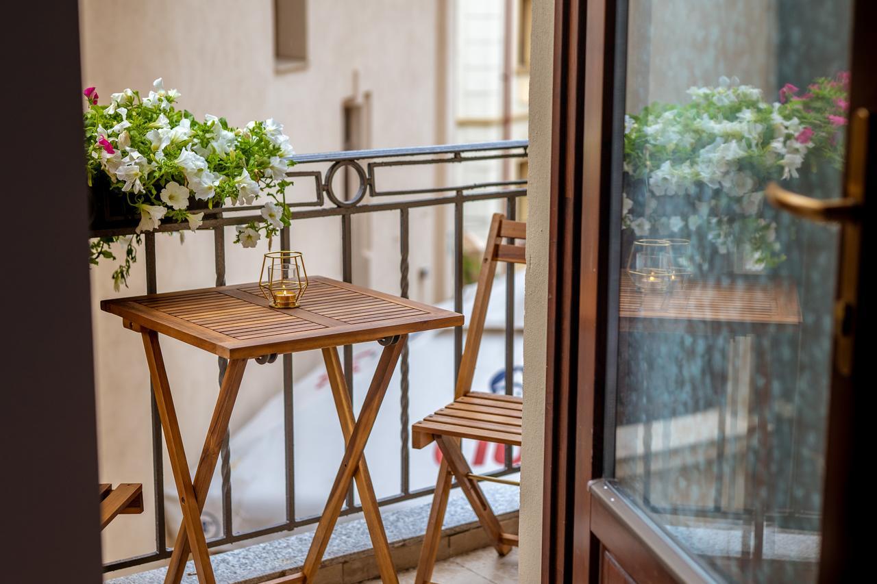 Bucharest Boutique By Jullie Aparthotel Exteriör bild