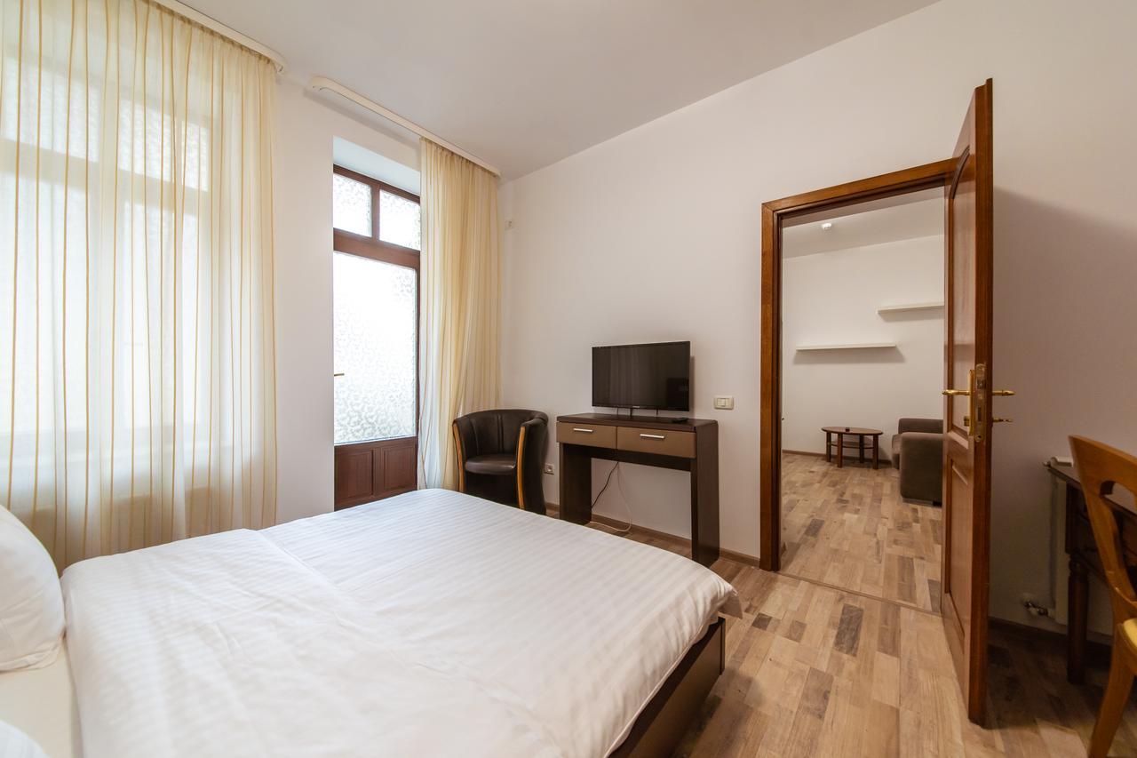 Bucharest Boutique By Jullie Aparthotel Exteriör bild